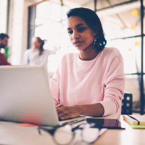 Best online colleges for pursuing arts and design courses