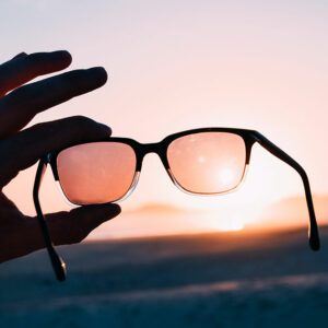 4 frequently asked questions about polarized sunglasses